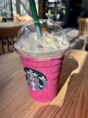 Starbucks La Maquinista