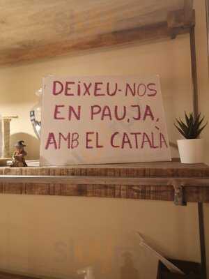 Santa Gloria Coffee & Bakery - Photo 8