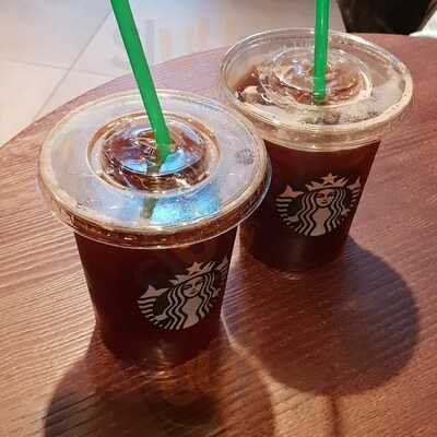 Starbucks Tuset 2