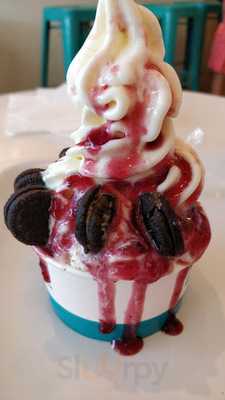 Yogurtería Danone Westfield La Maquinista