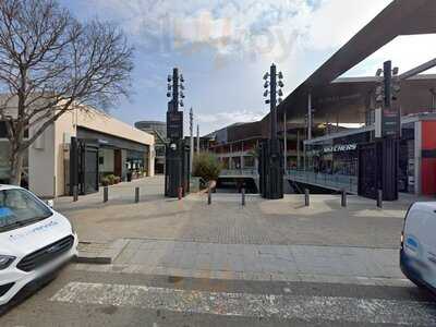 Yogurtería Danone Westfield La Maquinista