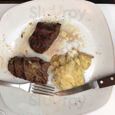 El Escándalo Moncho's Restaurante