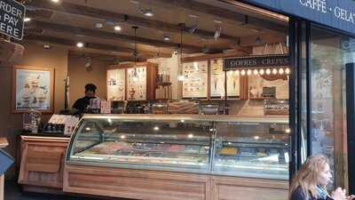 Amorino Barcelona Triangle