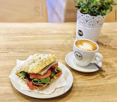 Cafeteria Panaderia Vivari