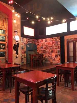 Lucky Road Street Food