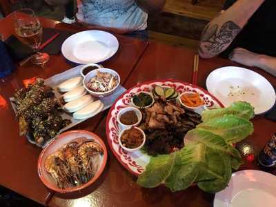 Lucky Road Street Food