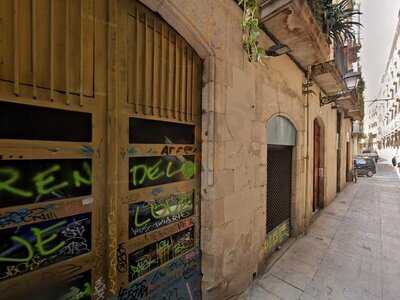 Lucky Road Street Food