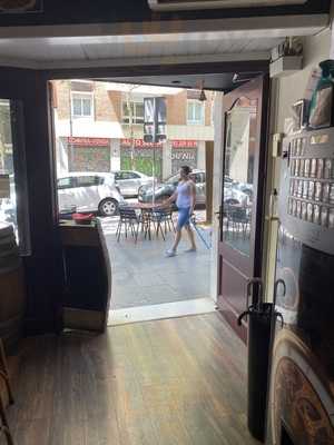 El Pica I Beu De Sants