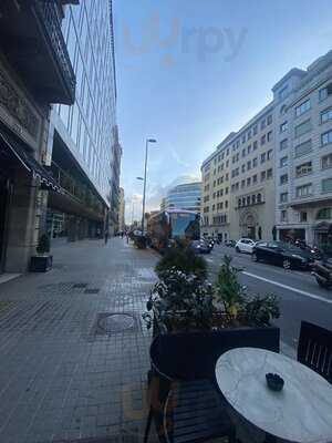 Starbucks Room Mate Anna