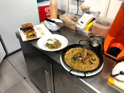 Bar Del Poliesportiu De La Marbella