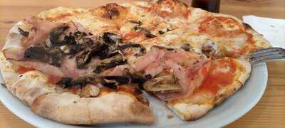 Confusione Pizza & Bar