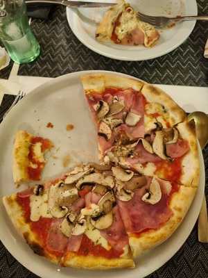 Confusione Pizza & Bar
