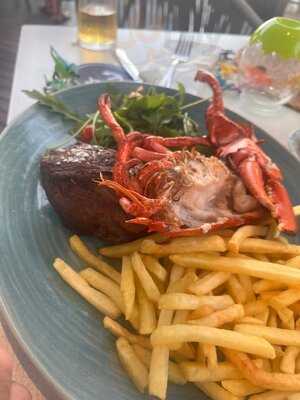 Barbuda Beach Bar & Grill