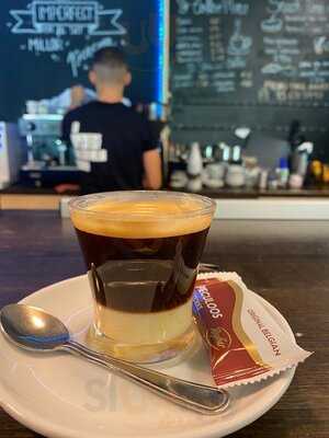 Imperfect Cafè Restaurant Solidari