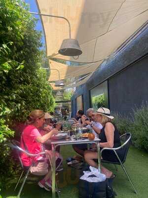 Imperfect Cafè Restaurant Solidari