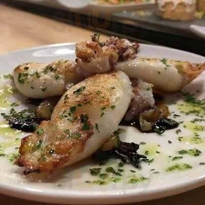 Trikuharri Bar Restaurant