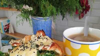 La Desayuneria De Floren