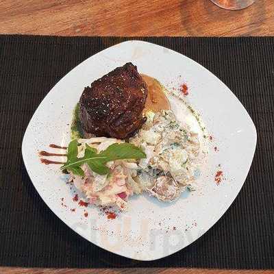 Blue Explorers Bar & Grill