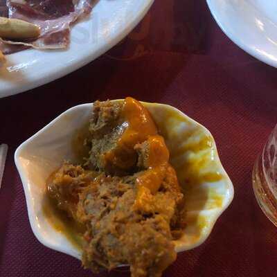 El Porrón Tasca Andaluza