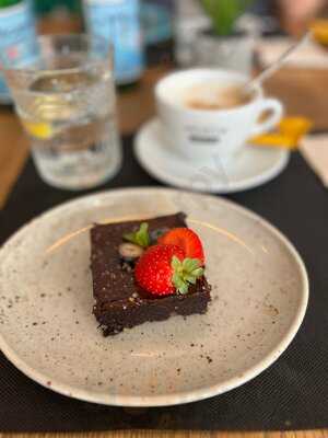 Max Garden Restaurant