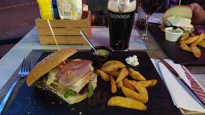 Tropi Q Food And Cocktails