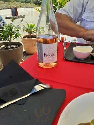 Meson De Loic Y Cathy