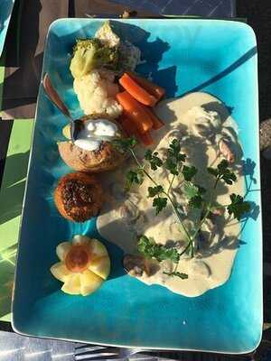 Meson De Loic Y Cathy