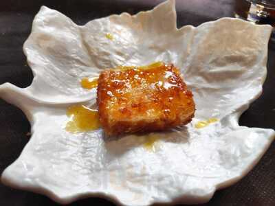 Epoca Restaurante Peruano Fusión