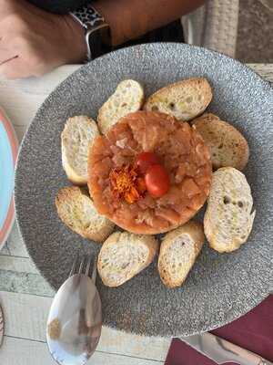 Malecon Restaurante & Copas