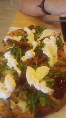 Cacho Y Pepe - Restaurante Pinseria