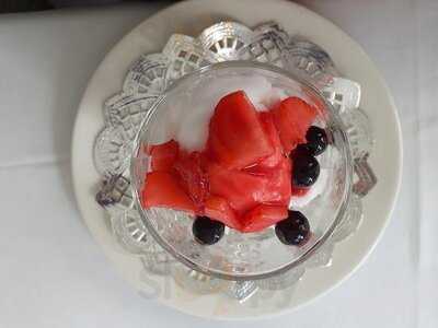 Blue Sapphire Restaurant & Lounge