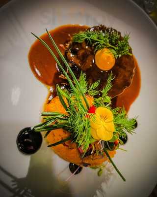 Némesis Gastronomia