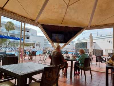 Deb's Diner - Apartamentos Oceano