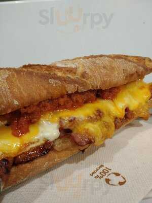 Suchart's Restaurant - Photo 8