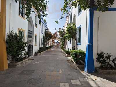 Caravaggio Italian Restaurant & Pizza