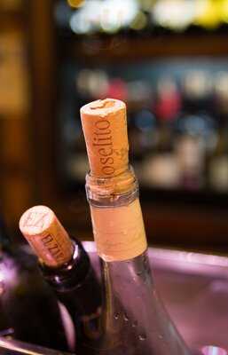 Casa De Vinos Doctrinos