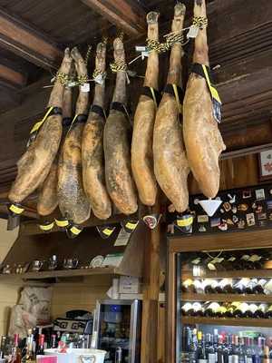 Casa De Vinos Doctrinos