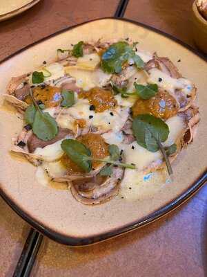 El Cóm Food & Wine Bar