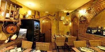 El Cóm Food & Wine Bar