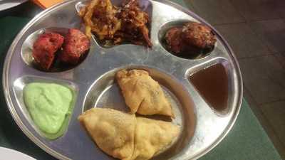 Vindaloo Indian Cuisine Experience