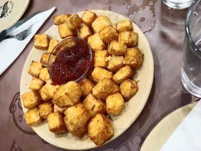 Cafe Bar El Filo De La Navaja