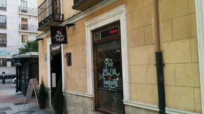 Pide Por Esa Boquita