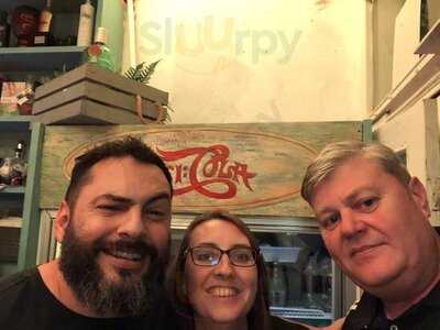 Iguana Cocktails & Food