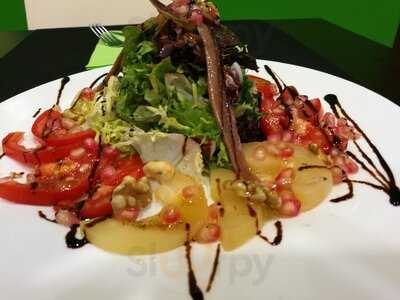 Guga's Indoor Restaurant