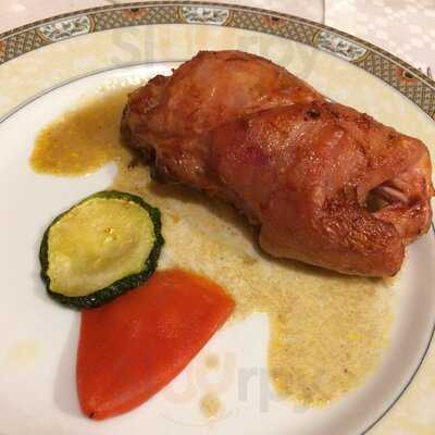 Mesón Restaurante El Maestro - Photo 8