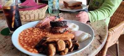 Atlantico Bar Restaurant