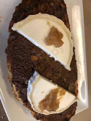 La Quesera Cheese Bar