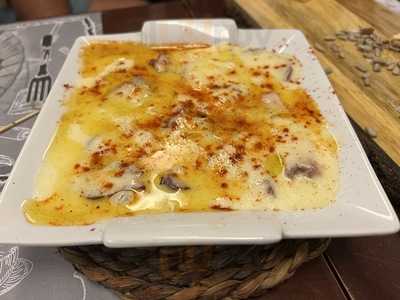 La Quesera Cheese Bar