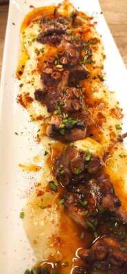 Meraki 17 Restaurant