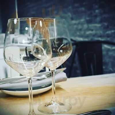 Meraki 17 Restaurant